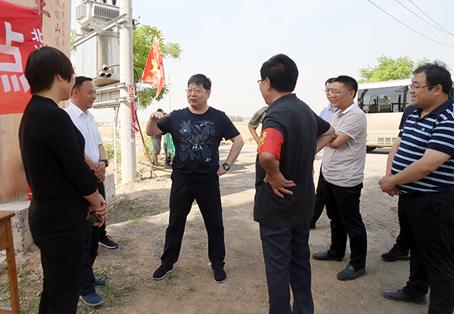 毛文明督导三夏生产和秸秆禁烧工作_温县党政门户网站