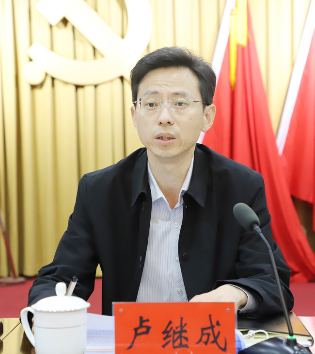 卢继成讲话县委副书记,代县长卢继成要求,要健全应急机制.