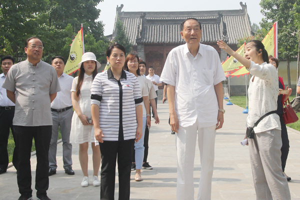 省人大常委会原主任任克礼莅温调研美丽乡村建设
